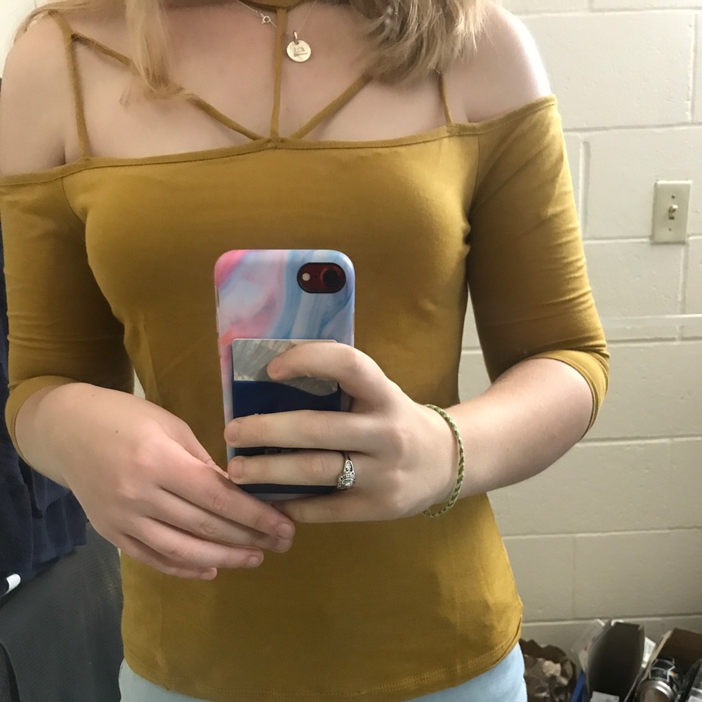 Forever 21 mustard yellow shirt